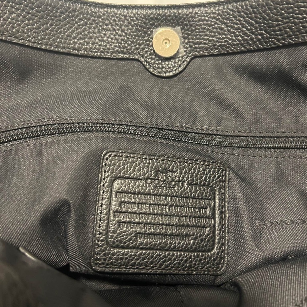 Coach Black Pebbled Leather Shoulder Bag - Picture 3 of 3